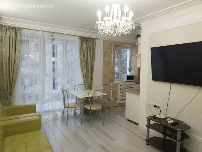 3-комнатная квартира: Евпатория, улица Фрунзе, 30/48 (54.3 м) - Фото 2