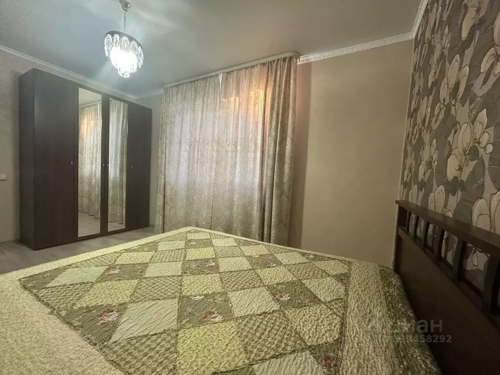Коттедж в Башкортостан, с. Кармаскалы ул. М. Гафури (168 м) - Фото 1