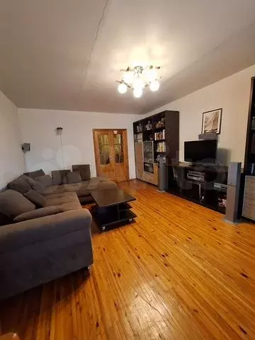 3-к. квартира, 91 м, 4/5 эт. - Фото 0