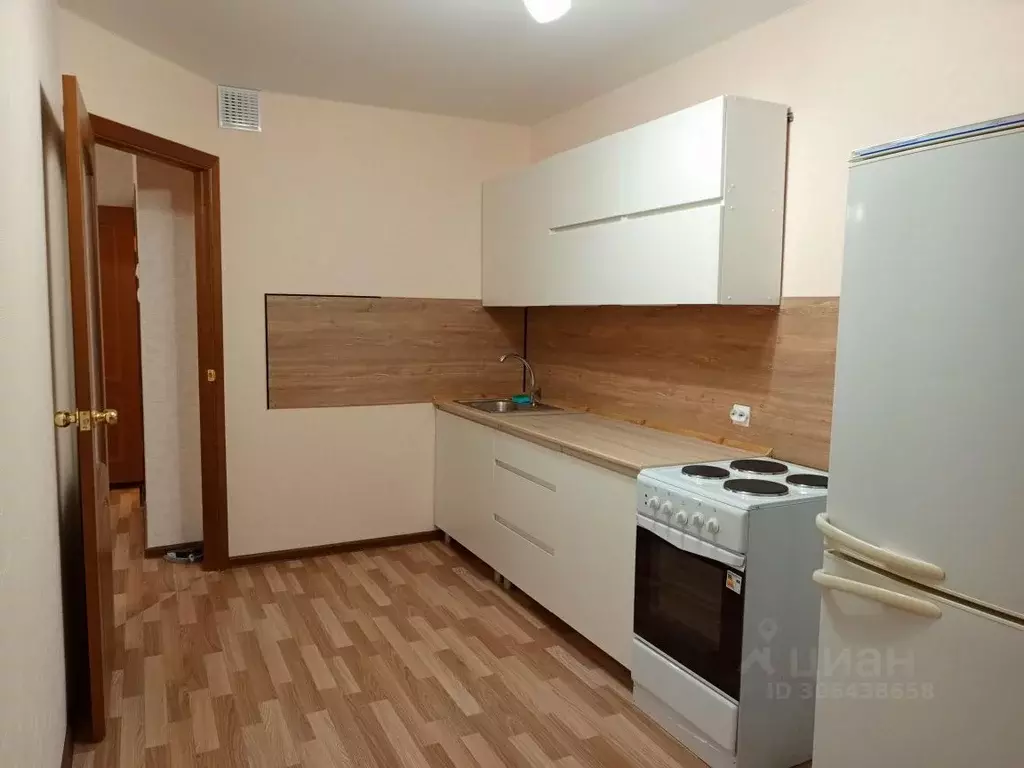 1-к кв. Татарстан, Набережные Челны ул. Виктора Полякова, 2 (38.0 м) - Фото 2