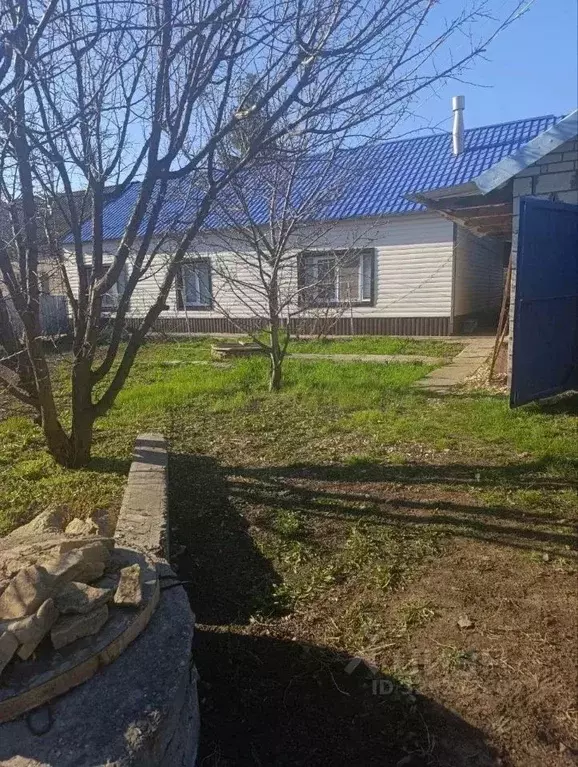 Дом в Саратовская область, Балаковский район, Натальинское ... - Фото 1