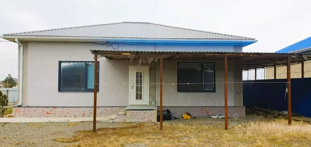 Дом в Краснодарский край, Темрюкский район, Ахтанизовское с/пос, пос. ... - Фото 2