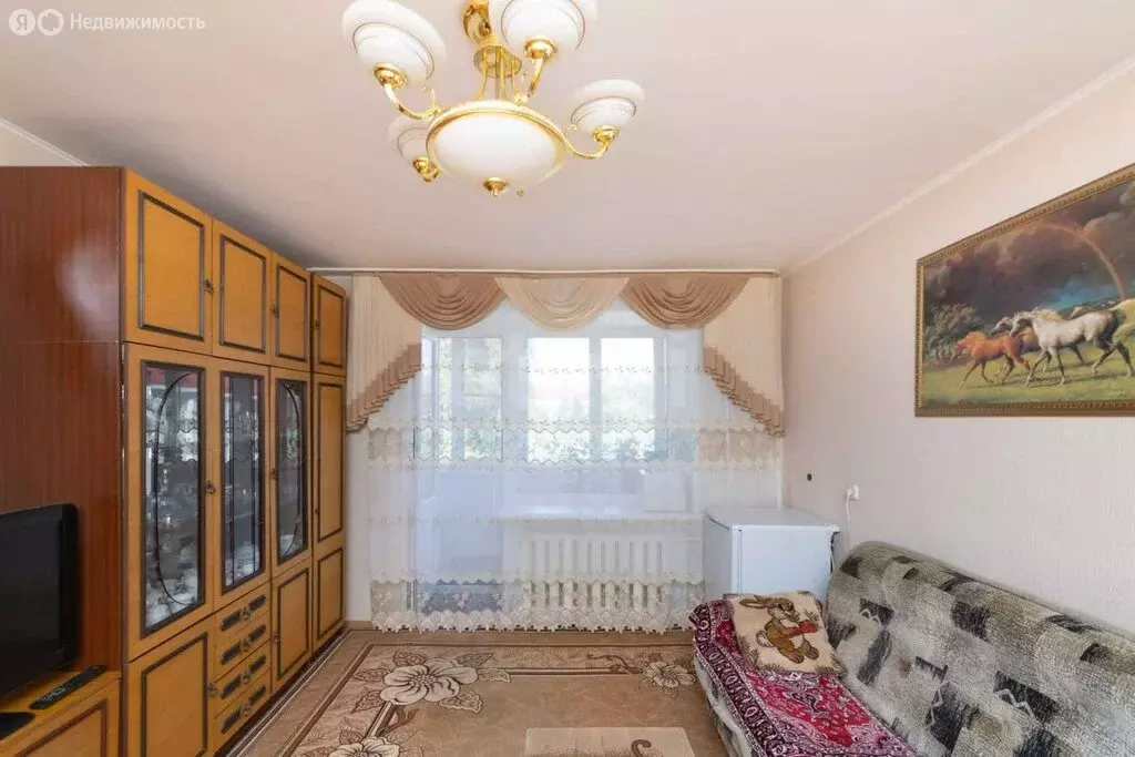 3-комнатная квартира: Ишим, улица Республики, 76 (63 м) - Фото 1