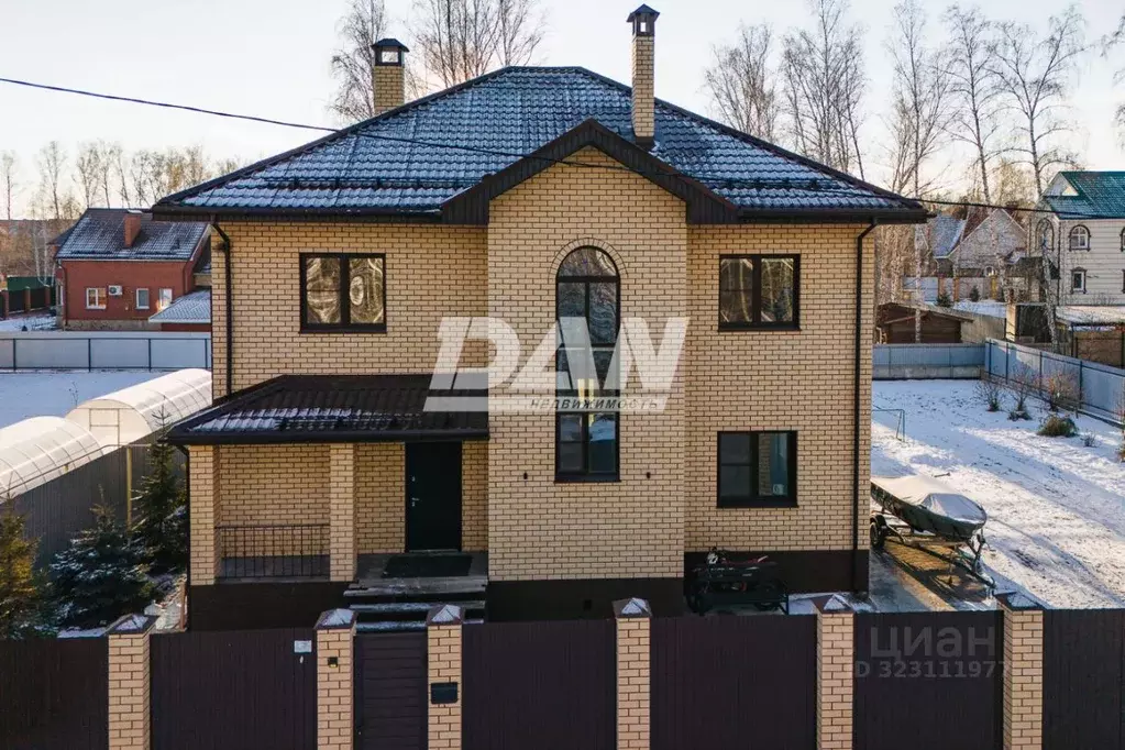 Дом в Челябинская область, Копейск Лазурная ул., 22 (229 м) - Фото 1