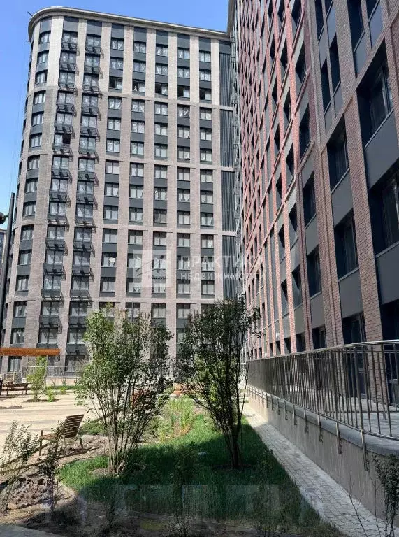 Продается 3-комнатная квартира - Фото 2