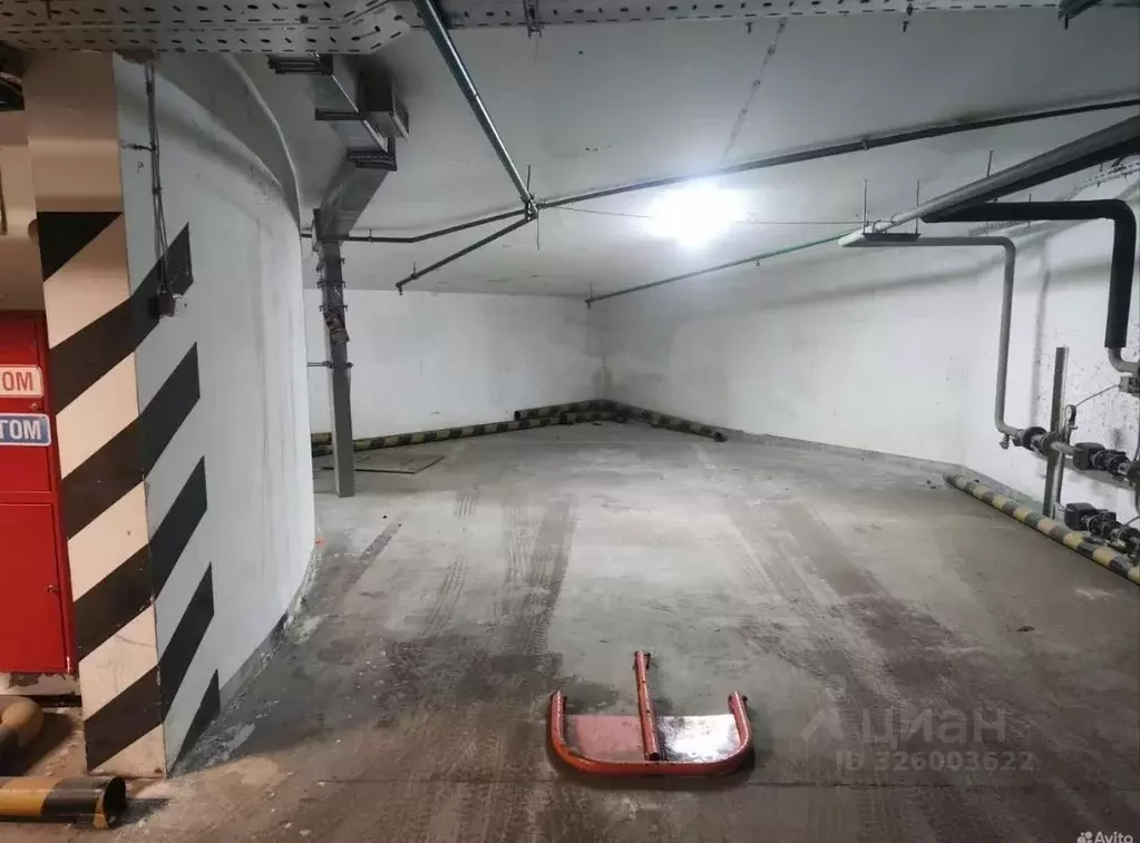 Гараж в Москва Люсиновская ул., 39с2 (20 м) - Фото 1