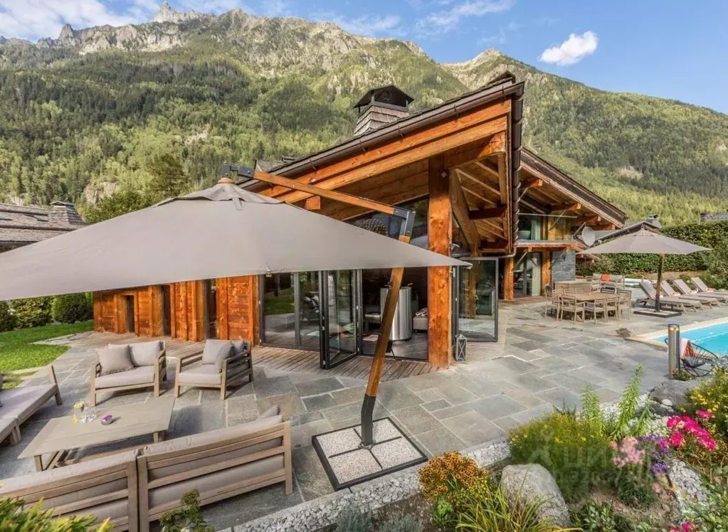 Дом в Краснодарский край, Сочи Красная Поляна пгт, ул. Дальняя (350 м) - Фото 1