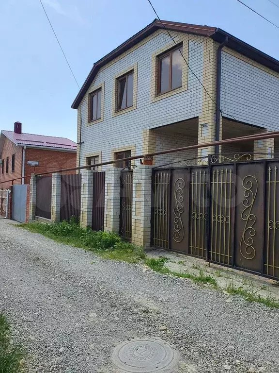 Дом 196 м на участке 6,4 сот. - Фото 1