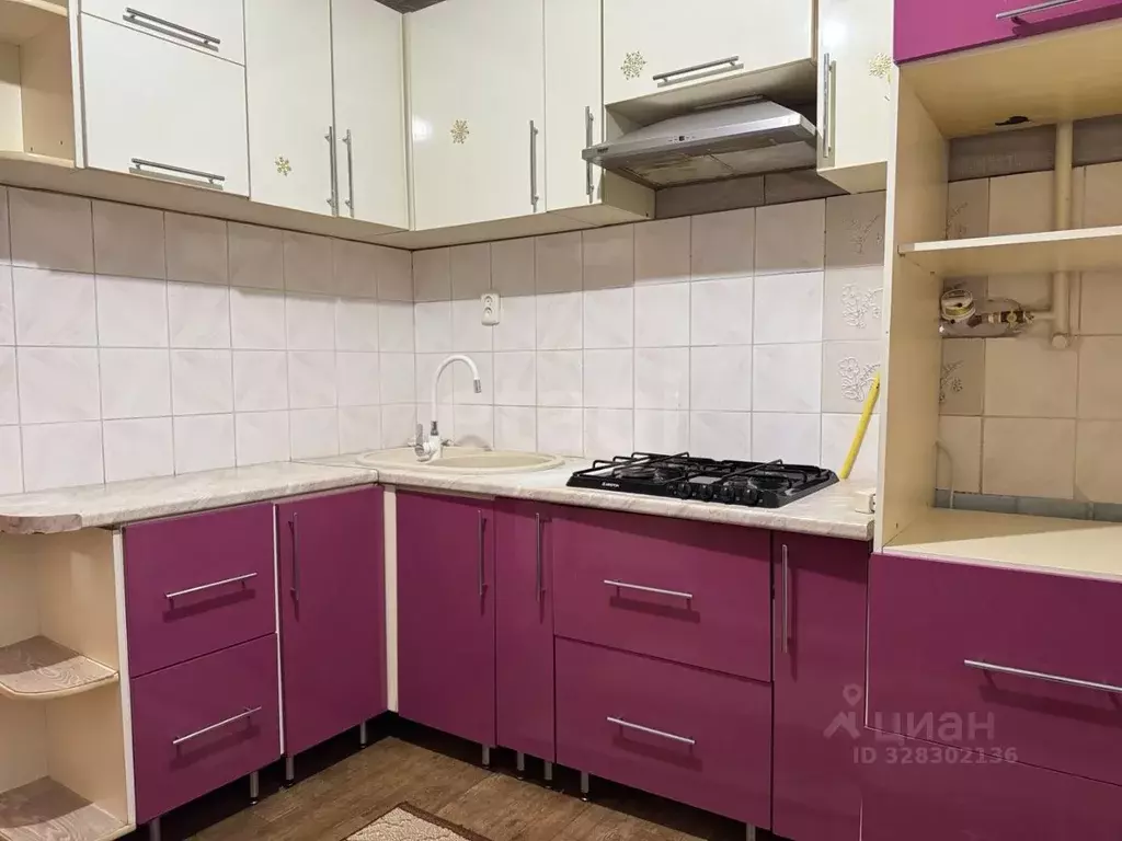 3-к кв. Белгородская область, Белгород ул. 5 Августа, 17 (64.3 м) - Фото 2