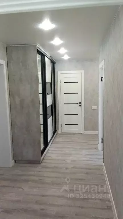 2-к кв. Саратовская область, Балаково Коммунистическая ул., 20В (60.0 ... - Фото 1