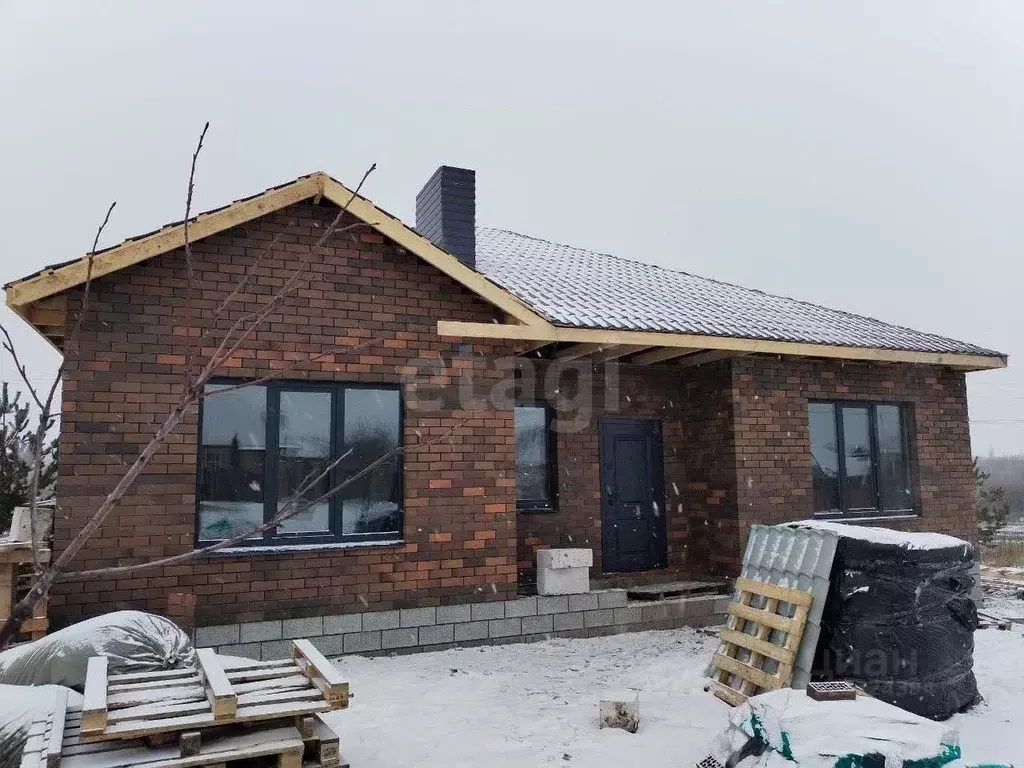 Дом в Белгородская область, Белгородский район, с. Стрелецкое ул. ... - Фото 1