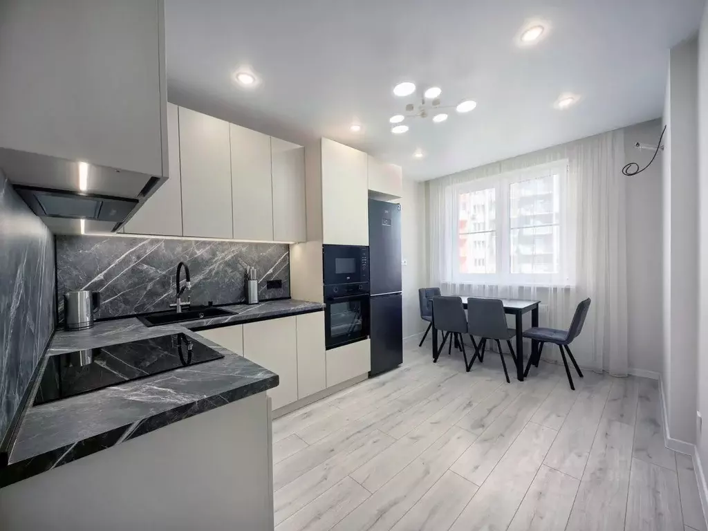 2-к кв. Краснодарский край, Краснодар ул. Западный обход, 39/1к1 (55.0 ... - Фото 1