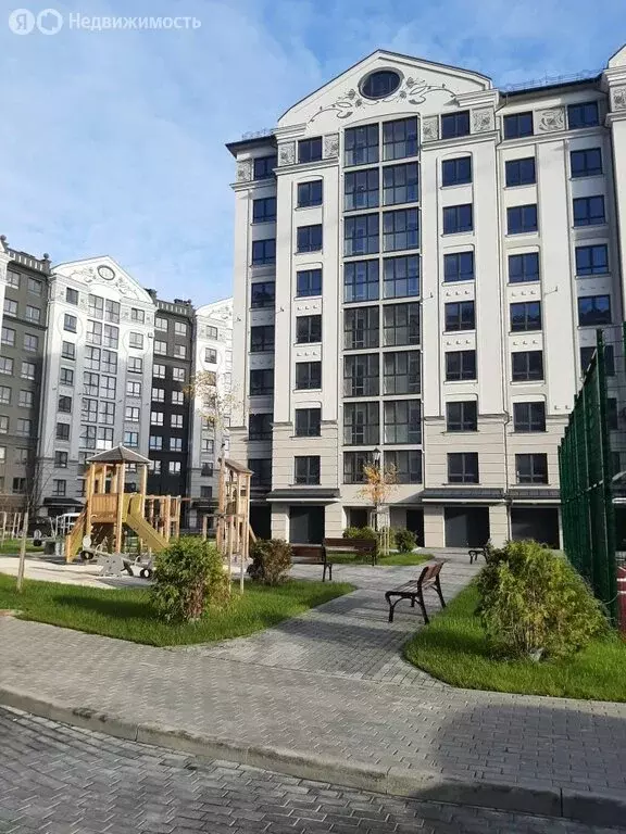 2-комнатная квартира: Зеленоградск, улица Тургенева, 16А (63.2 м) - Фото 0