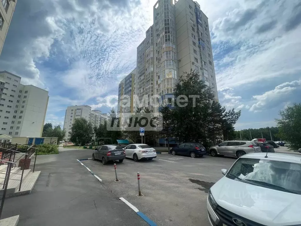 1-к кв. Омская область, Омск бул. Архитекторов, 17 (40.0 м) - Фото 0