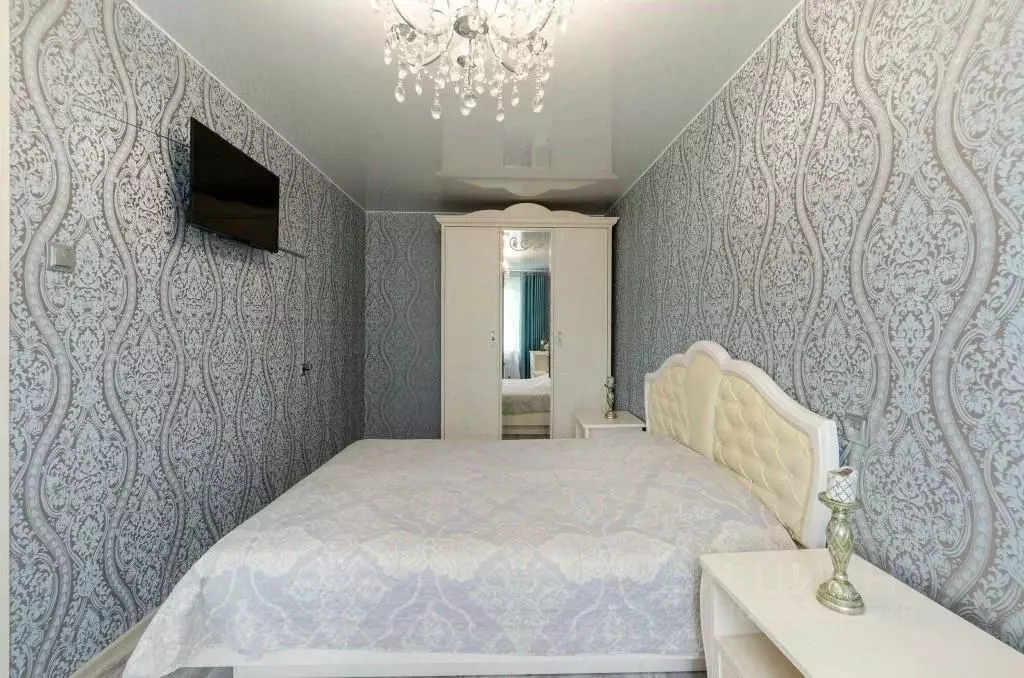 2-к кв. Псковская область, Псков ул. Максима Горького, 25 (50.0 м) - Фото 1