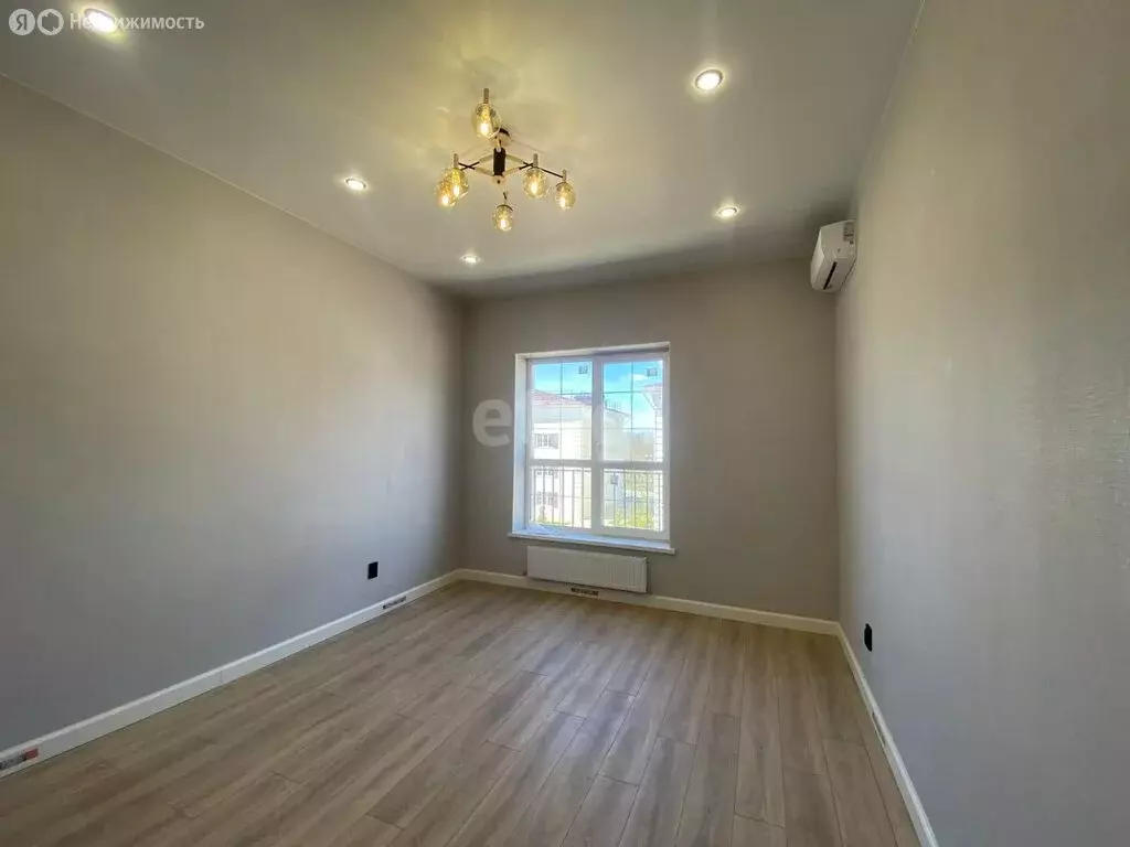 2-комнатная квартира: Краснодар, улица Юннатов, 14 (50 м) - Фото 1