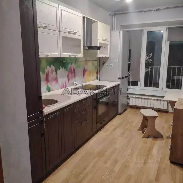 2-к кв. Красноярский край, Красноярск Норильская ул., 38 (55.0 м) - Фото 1