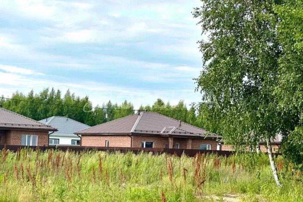 Участок в Тюменская область, Тюменский район, д. Ушакова бул. ... - Фото 1