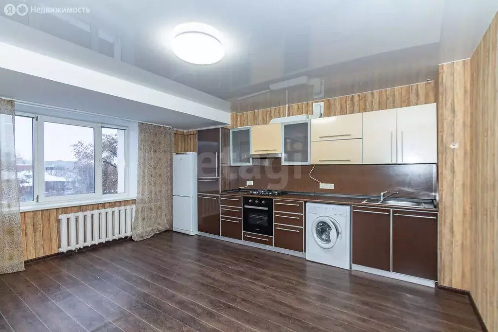 2-комнатная квартира: Омск, улица Чкалова, 37 (77.3 м) - Фото 1