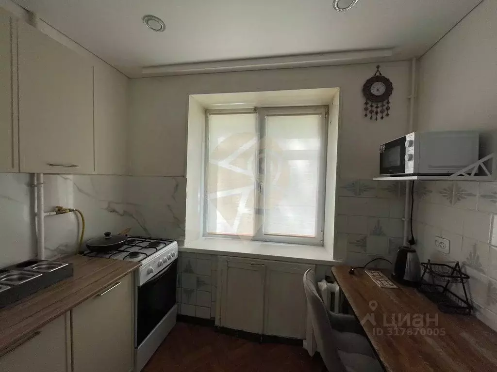 2-к кв. Белгородская область, Губкин ул. Лазарева, 6 (44.6 м) - Фото 0