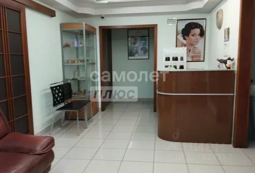 Помещение свободного назначения в Тюменская область, Тюмень ул. ... - Фото 1
