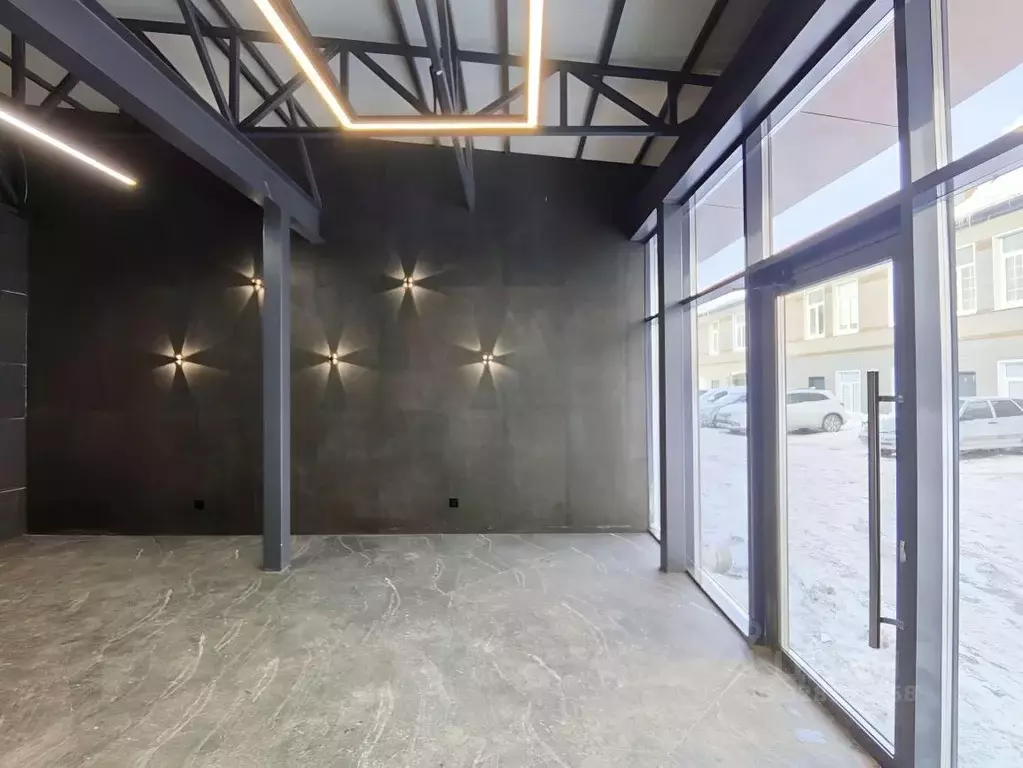 Помещение свободного назначения в Татарстан, Казань ул. Сары ... - Фото 1