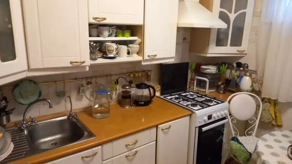 3-к кв. Санкт-Петербург, Санкт-Петербург, Петергоф ул. Шахматова, 16 ... - Фото 1