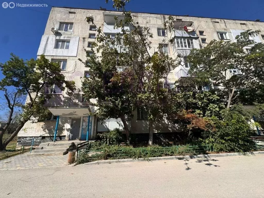 4-комнатная квартира: Феодосия, бульвар Старшинова, 19 (90 м) - Фото 0