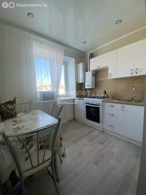 2-комнатная квартира: Октябрьский, улица Луначарского, 4 (44.1 м) - Фото 1