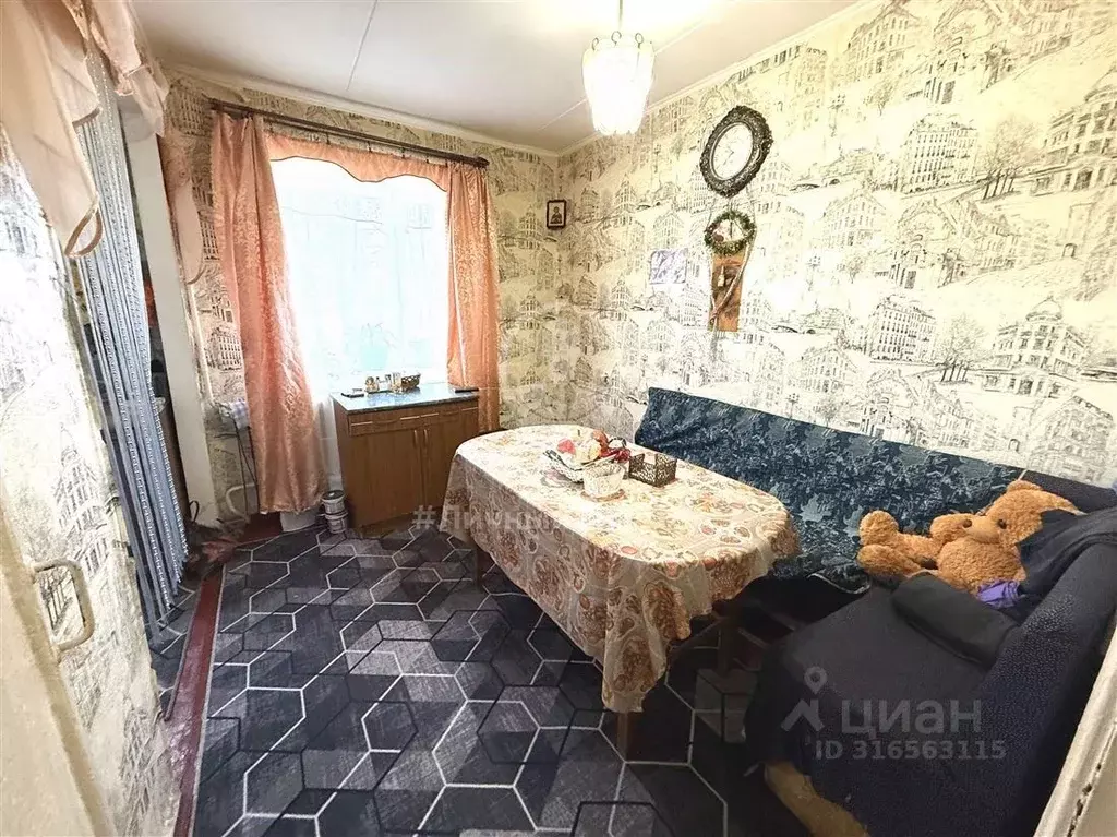 4-к кв. Рязанская область, Шиловский район, Лесновское городское ... - Фото 0