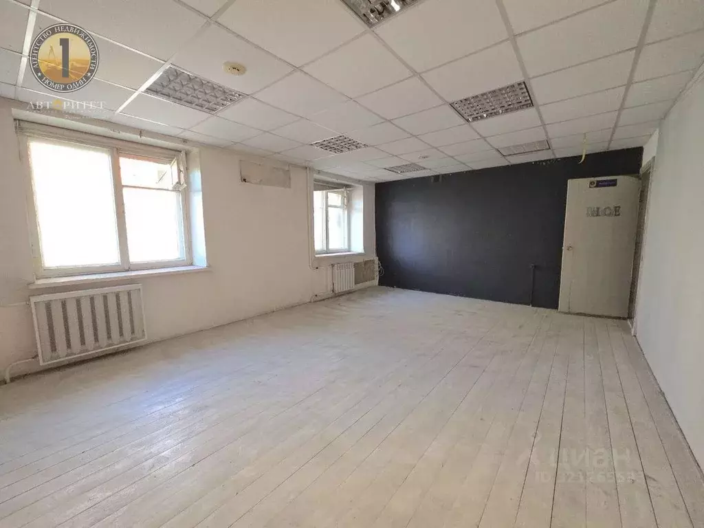 Помещение свободного назначения в Вологодская область, Череповец ул. ... - Фото 0