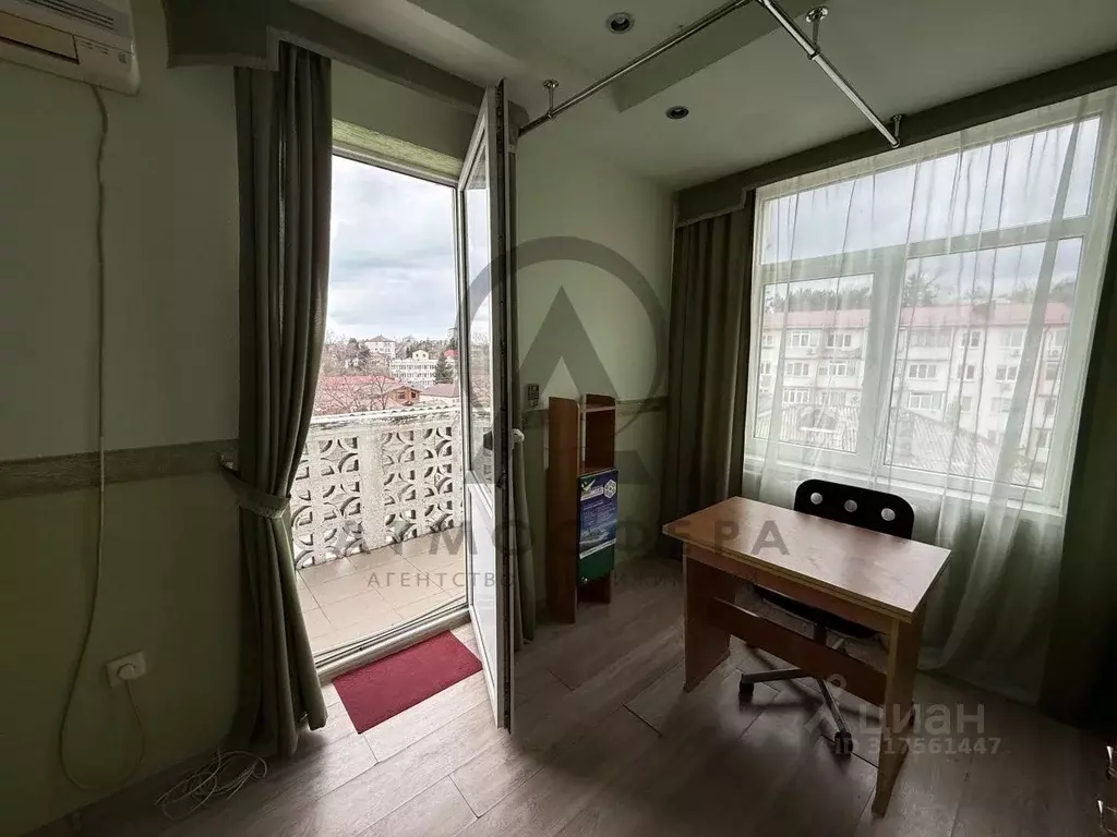Офис в Краснодарский край, Туапсе ул. Карла Маркса (13 м) - Фото 1