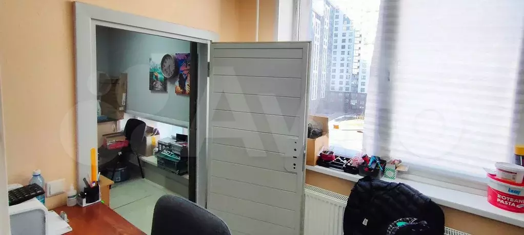 Продам мини-офис возле метро, правый берег, 9 м - Фото 1