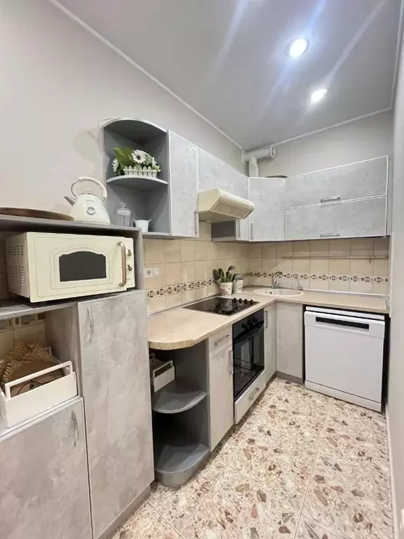 2-к кв. Крым, Ялта ул. Володарского, 5 (52.3 м) - Фото 0