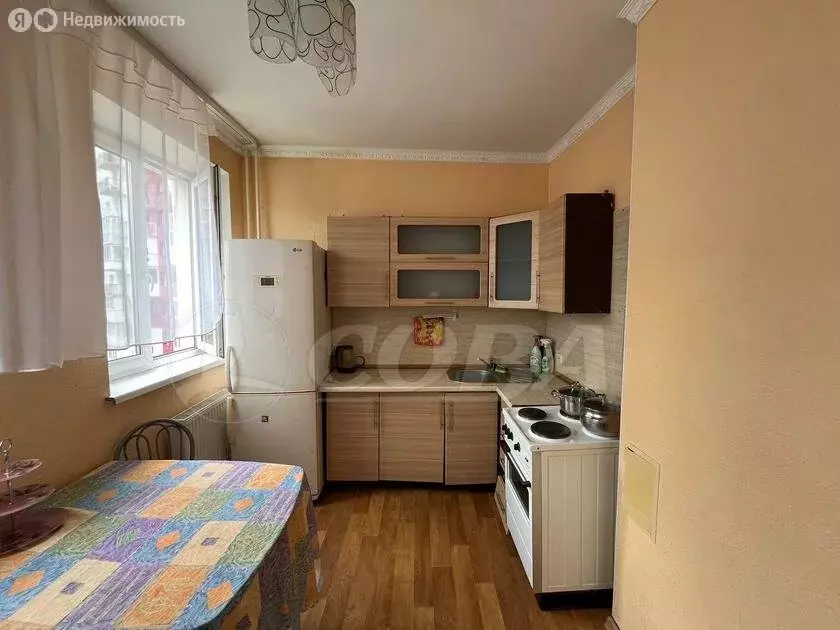 1-комнатная квартира: Тюмень, улица Василия Гольцова, 9 (42 м) - Фото 0