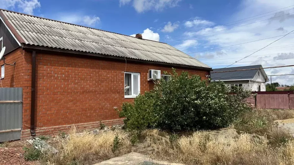 Дом в Краснодарский край, Брюховецкий район, Новоджерелиевское с/пос, ... - Фото 1