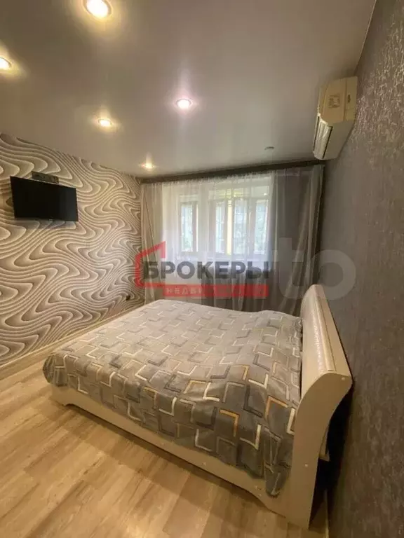 2-к. квартира, 43 м, 5/5 эт. - Фото 1