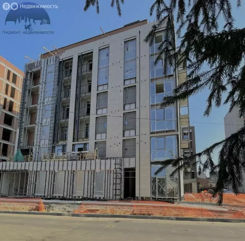 3-комнатная квартира: Казань, улица Галиаскара Камала, 1/48 (89.4 м) - Фото 1