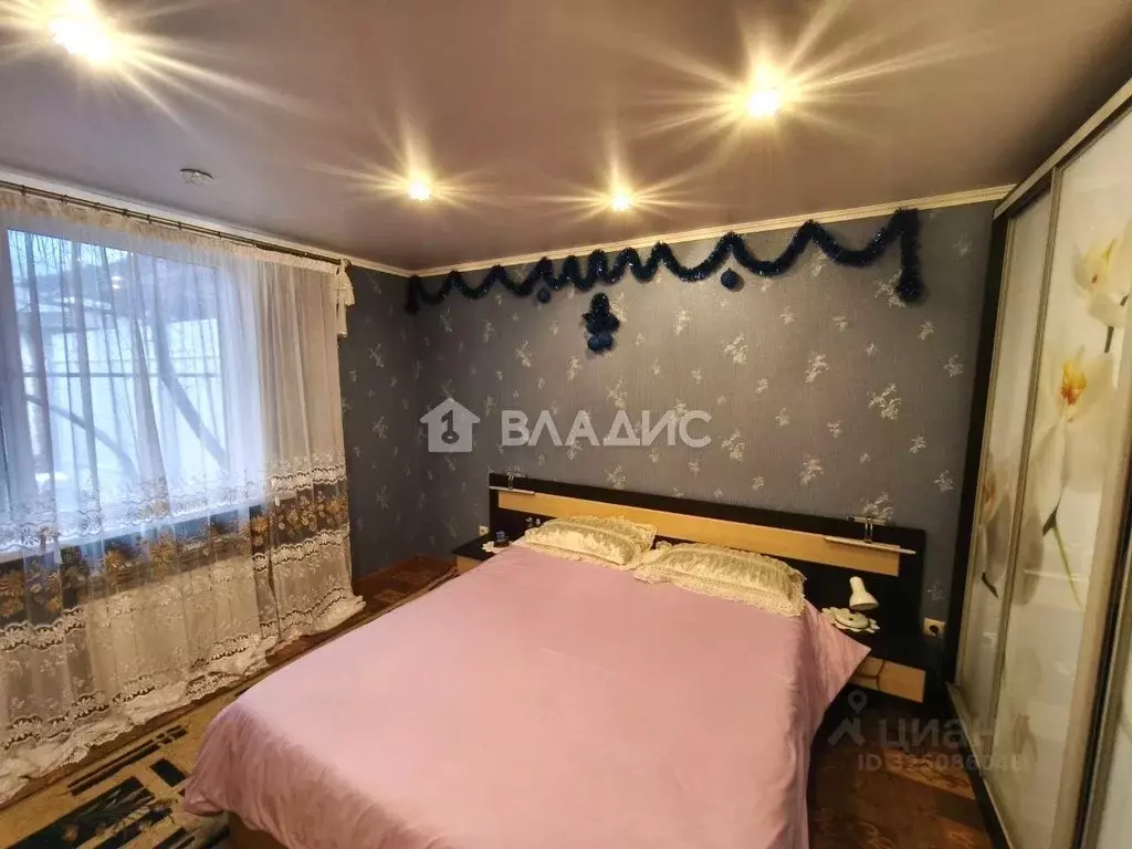 Дом в Белгородская область, Белгород ул. Апанасенко, 54 (60 м) - Фото 1