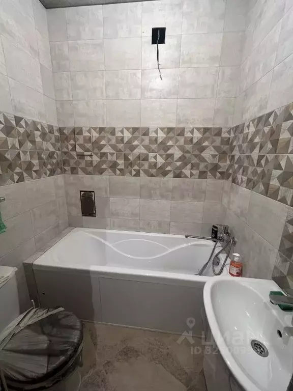 1-к кв. Адыгея, Тахтамукайский район, Старобжегокайское с/пос, Новая ... - Фото 2