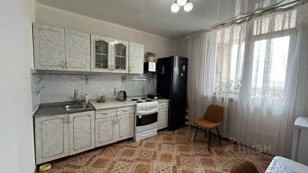 2-к кв. Оренбургская область, Оренбург Транспортная ул., 18/5 (56.6 м) - Фото 1