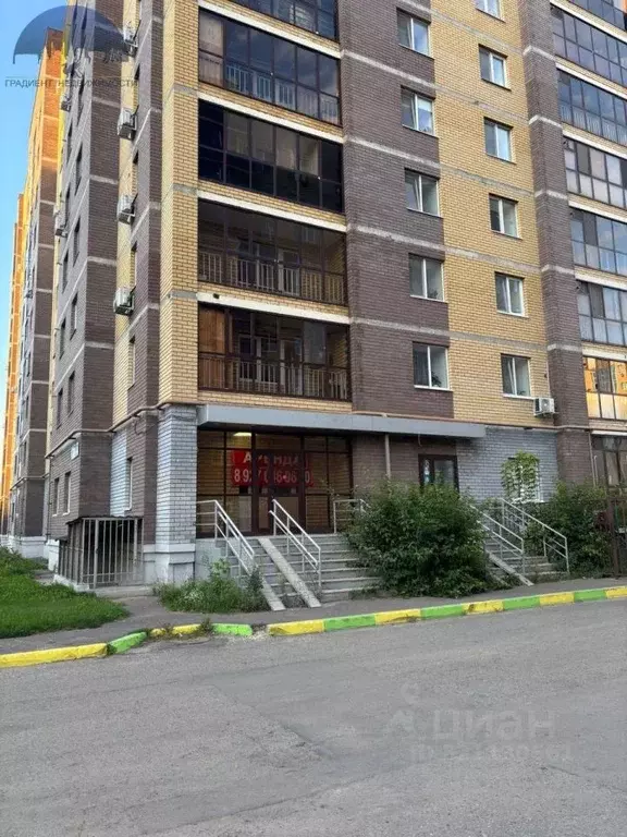 Помещение свободного назначения в Татарстан, Казань ул. Лукина, 54 (77 ... - Фото 1