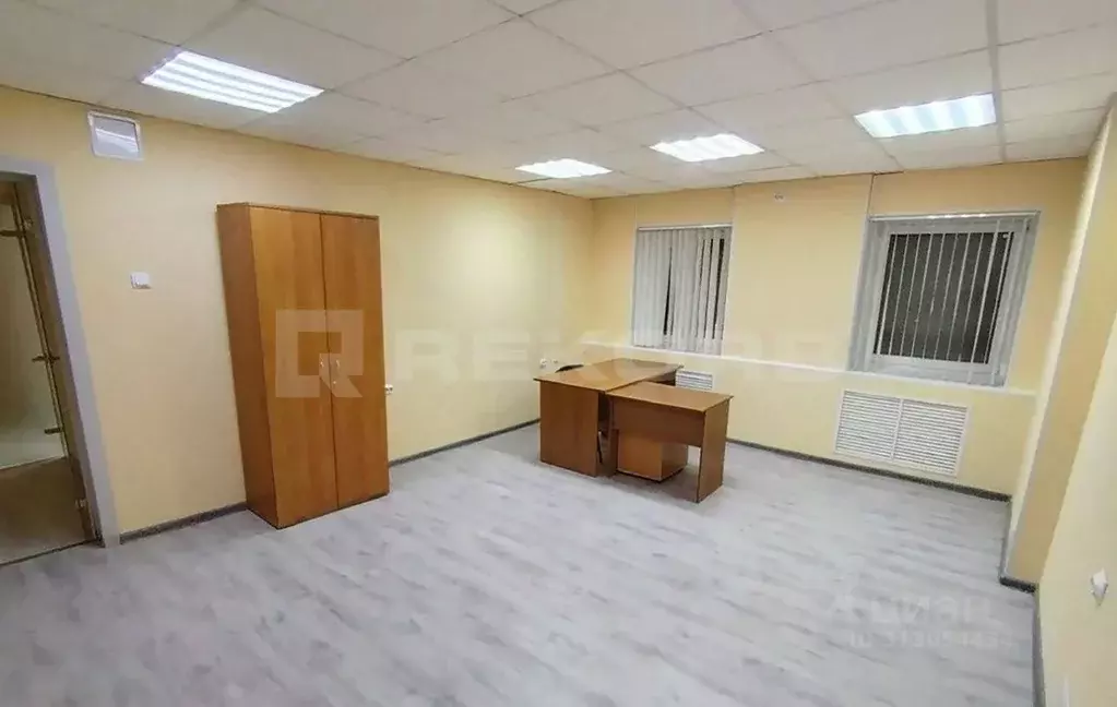 Офис в Санкт-Петербург Тамбовская ул., 13 (130 м) - Фото 0