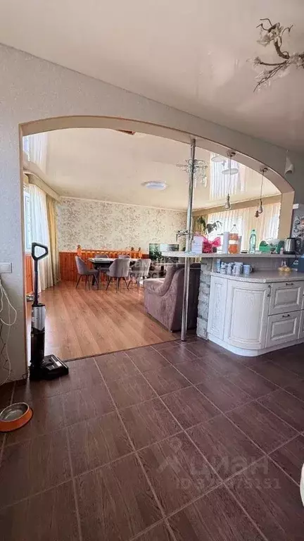 Дом в Самарская область, Сызрань Красногорская ул., 4А (252 м) - Фото 1