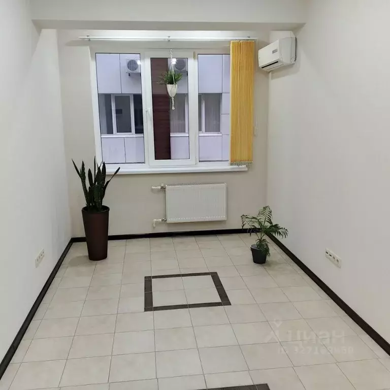 Офис в Ставропольский край, Ставрополь № 2 мкр, ул. Артема, 25 (15 м) - Фото 1