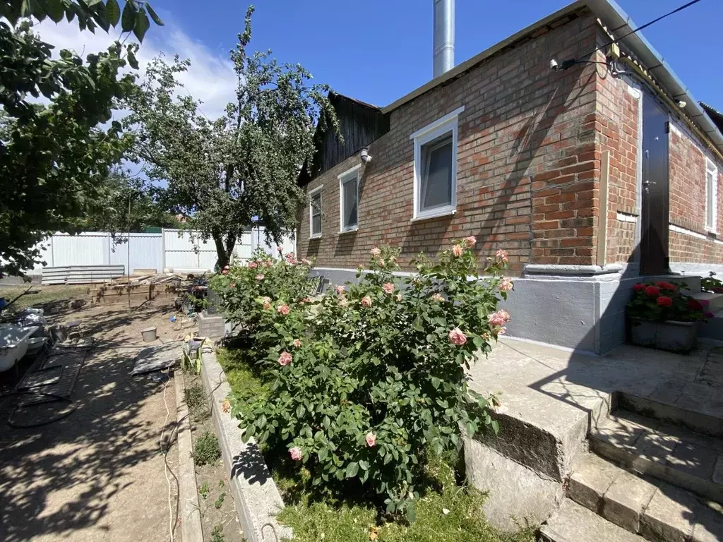 Дом в Ростовская область, Таганрог ул. Старцева (40 м) - Фото 1