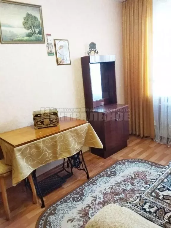 3-к кв. Смоленская область, Смоленск ул. Петра Алексеева, 9 (61.7 м) - Фото 2