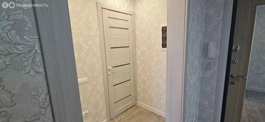 2-комнатная квартира: Тюмень, Малая Боровская улица, 38/2 (65.2 м) - Фото 0