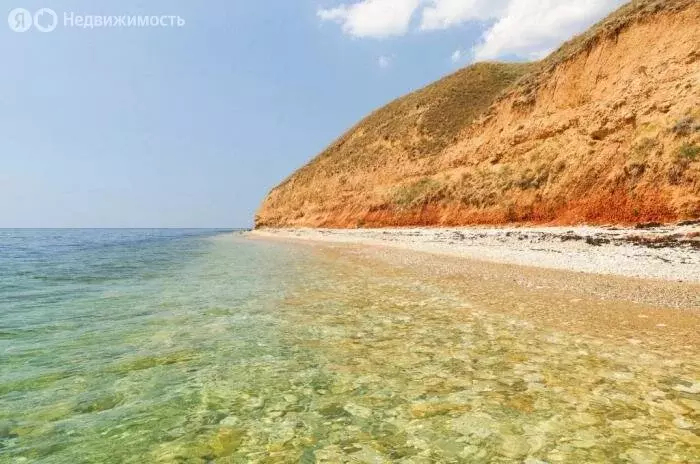 Участок в Черноморский район, село Окунёвка (1 м) - Фото 0