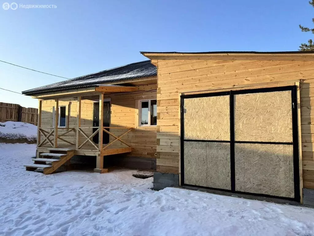 Дом в село Нижний Саянтуй, ДНТ Багульник, 3-й квартал, 711 (200 м) - Фото 0